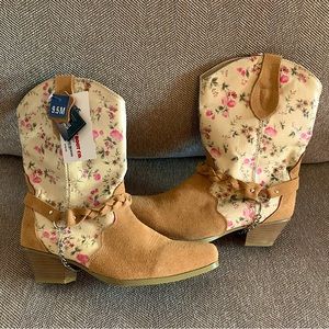 Women’s Cowboy Boots